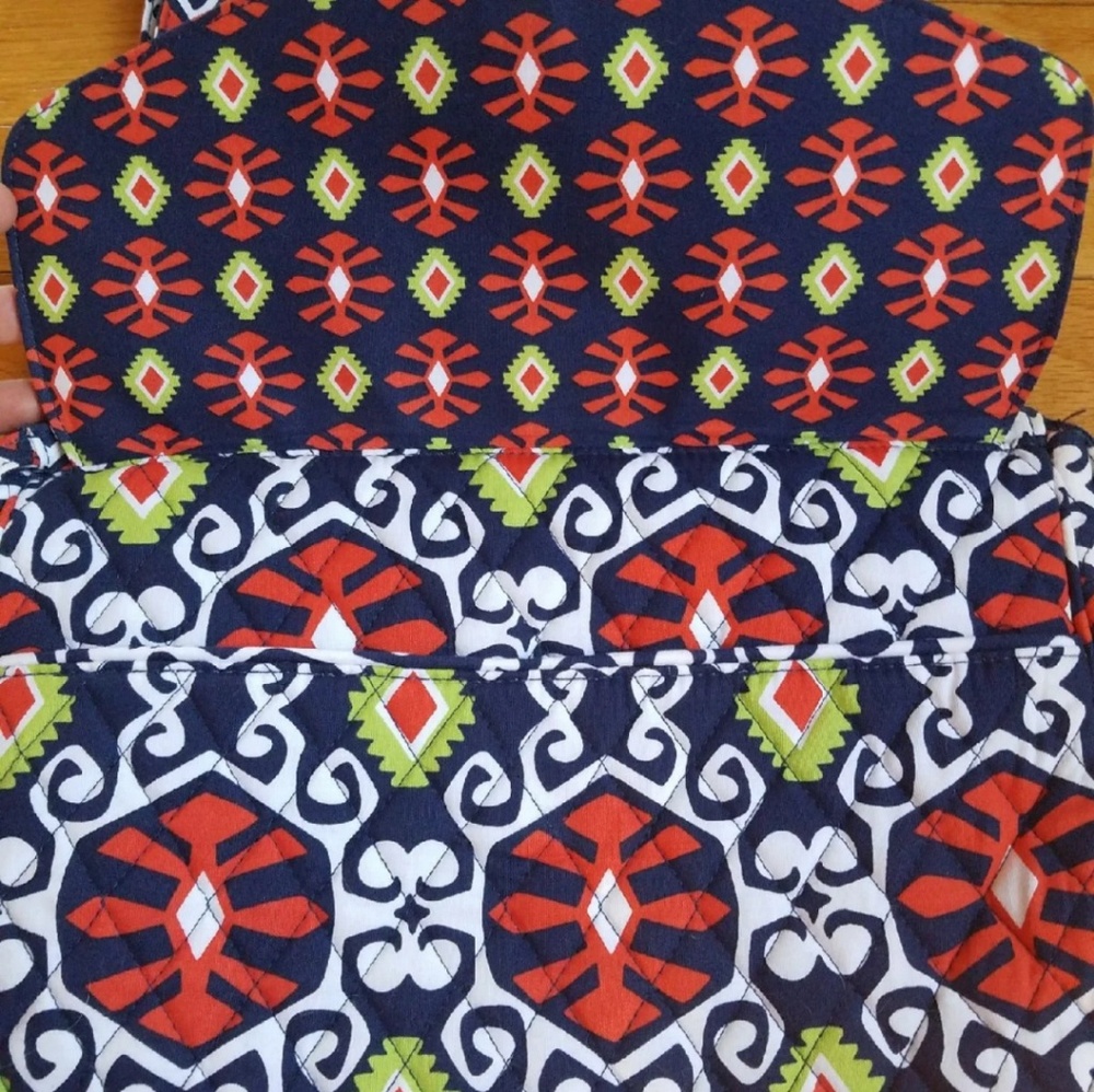NWT Vera Bradley Tablet Hipster - Picture 3 of 4